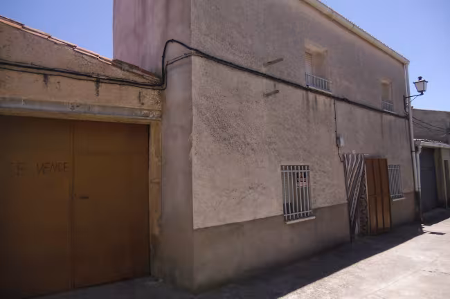 C H 22 - Casa en Torre de Santa María