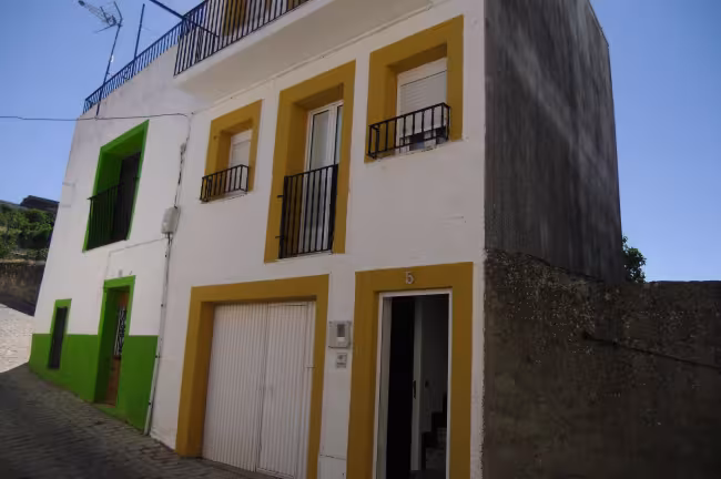 A-C- 37 - Casa en Montánchez