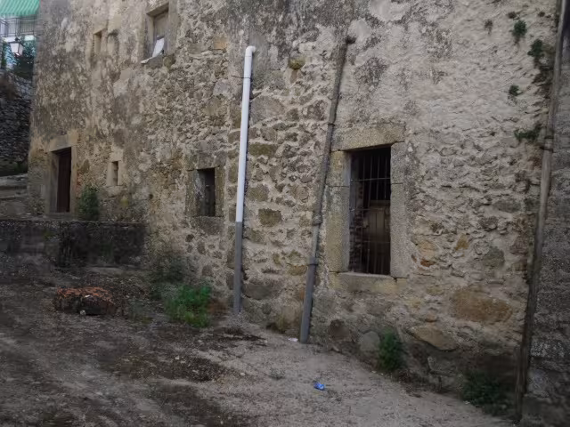 B-67 - Bodega en Montánchez