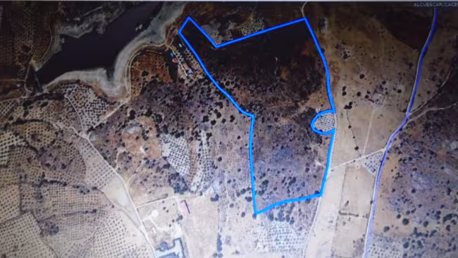 F-P 76 - Finca en Alcuescar