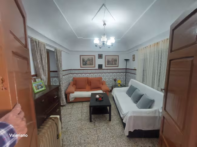 CH-105 - Casa en Torre de Santa María