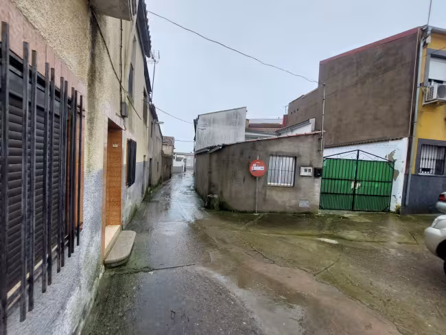 CH-115 - Casa en Albalá