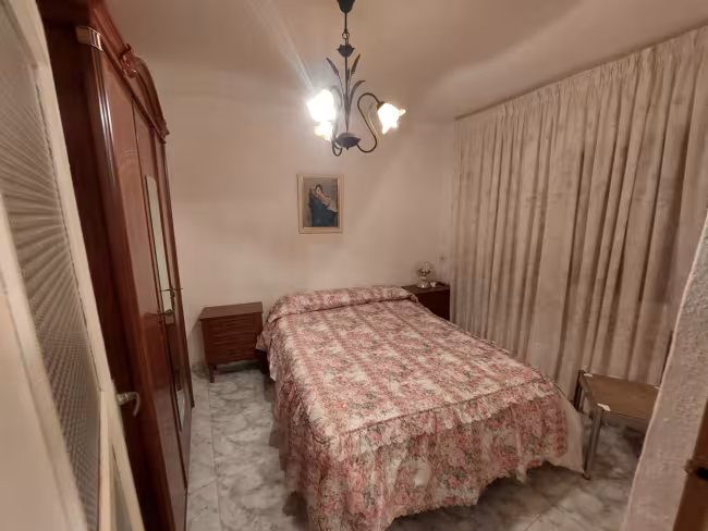 CH-115 - Casa en Albalá