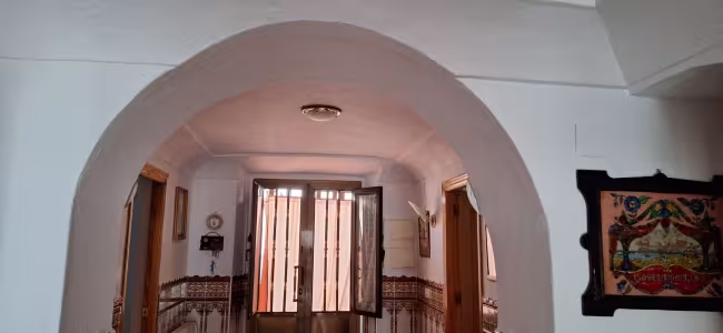 CH-114 - Casa en Albalá