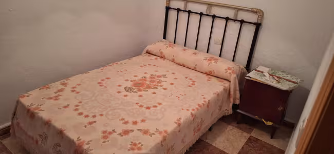 CH-114 - Casa en Albalá